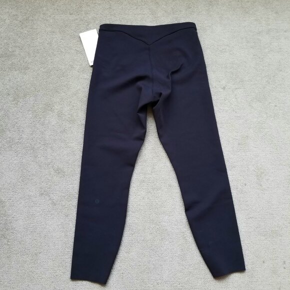 Lululemon Ultralu Cut-Out High-Rise Tight 25" Black, size 10 - Picture 5 of 10